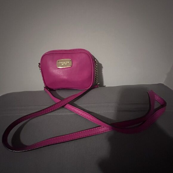 MICHAEL KORS PINK LEATHER MESSENGER CROSSBODY BAG GOLD CHAIN EUC - Picture 4 of 7